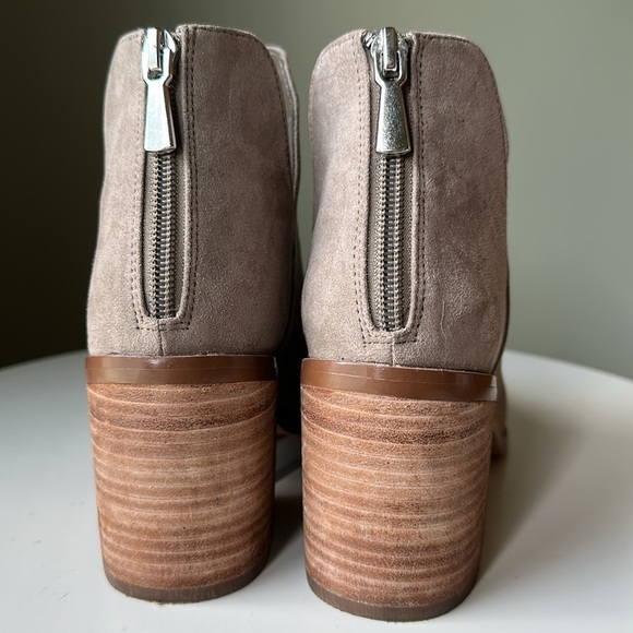 Nordstrom BP. Brynne Pointed Toe Faux Suede Ankle Boots, Chestnut,  MSRP$90 - Picture 7 of 14